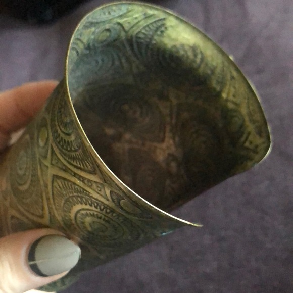 Really cool bronze cuff - Picture 3 of 3